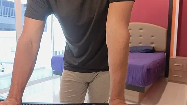 عرض كام Marrymeplz