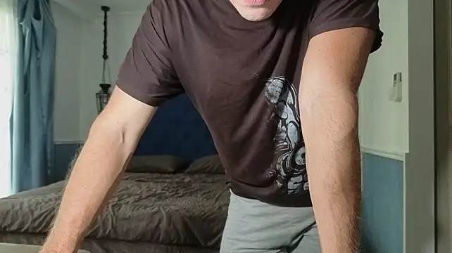 Pertunjukan Kamera Web Marrymeplz