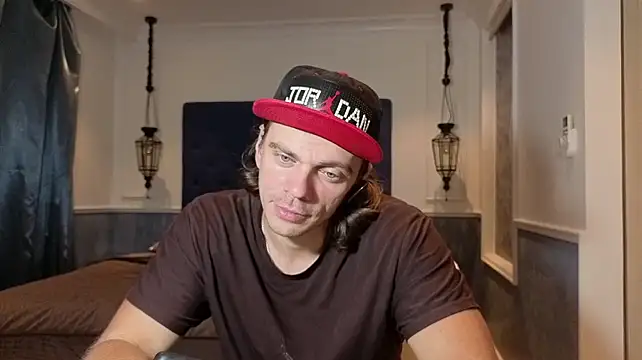 Marrymeplz Live XXX-Chat