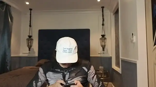 Marrymeplz Pertunjukan Webcam
