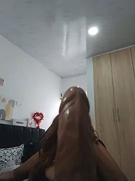 BustyMilf_'s Webcam Show