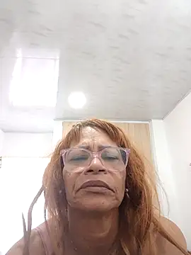 BustyMilf_ Шоу с уебкамера
