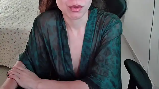 DearArtemis' Webcam Show