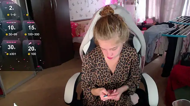 Kira_honeyy Chat XXX in diretta