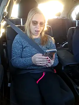 BLONDKICIA1 webkamerás műsora