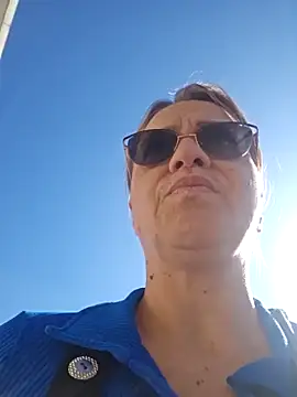 Show modela BLONDKICIA1 na web-kameri