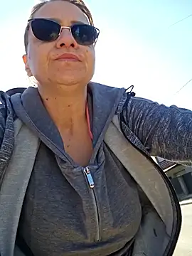 BLONDKICIA1のウェブカメラショー