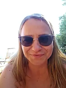 BLONDKICIA1 – webcam-show