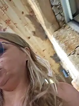 BLONDKICIA1のウェブカメラショー