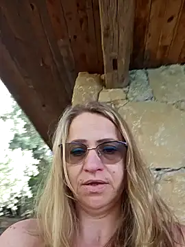 BLONDKICIA1 网络视讯表演