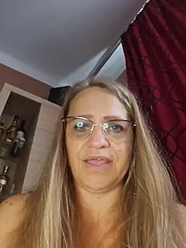 BLONDKICIA1's Webcam Show