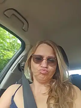 BLONDKICIA1n Webbikameraesitys