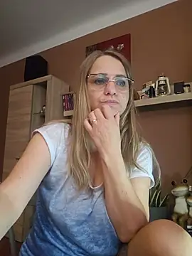 Pokazy przed kamerką – BLONDKICIA1