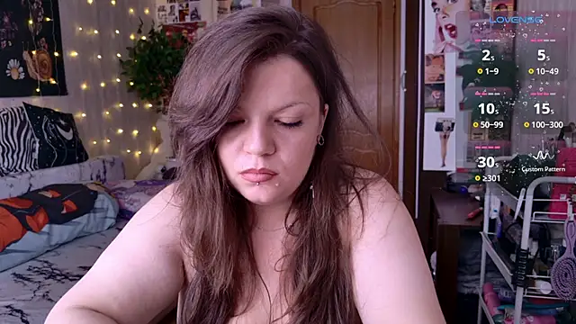 cutewhip's Webcam Show