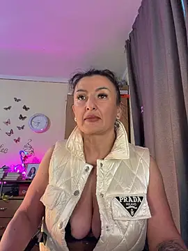 Hotangel75's Live XXX Chat