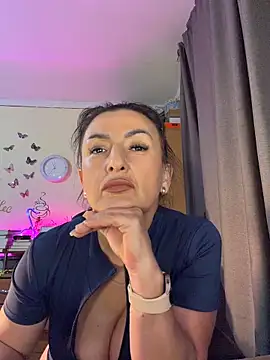 Webkamerová show Hotangel75