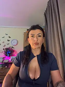 Hotangel75 XXX чат на живо