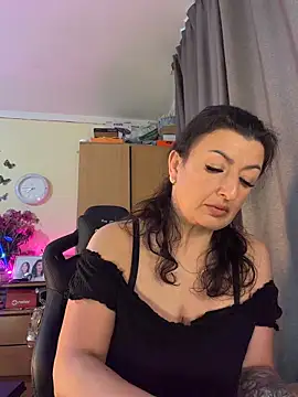Hotangel75's Live XXX Chat
