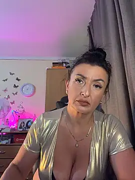 Chat +18 de Hotangel75 ao vivo