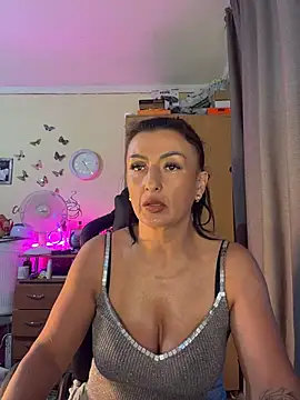 Онлайн чат XXX Hotangel75