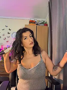 دردشة Hotangel75 الجنسية المباشرة
