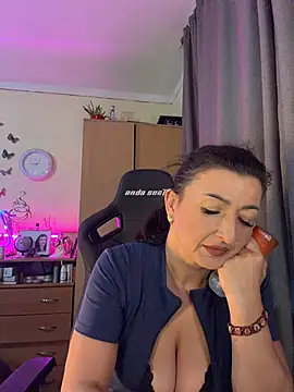 Webkamerová show Hotangel75