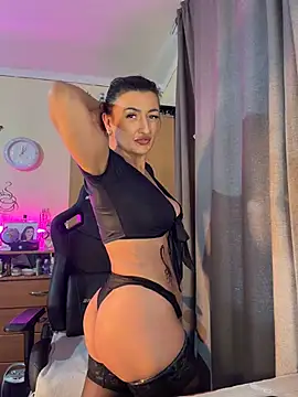 Show modela Hotangel75 na web-kameri