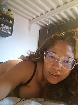 Show de mila38 na webcam