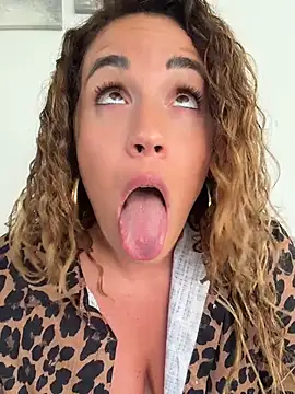 Clarasense__'s Live XXX Chat