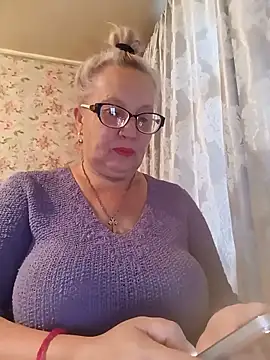 Chat XXX en directo de Cerd_Ayaz