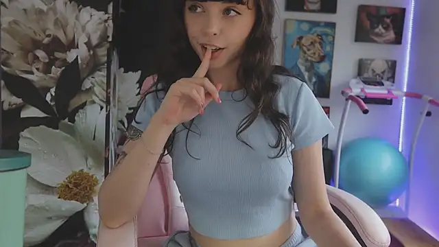 makiyahbelle Adlı Modelin Canlı XXX Sohbeti