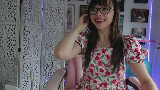 Živý XXX chat makiyahbelle