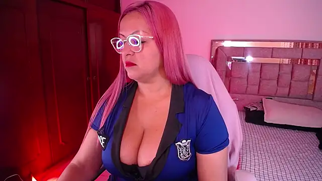 salomecastro_ Adlı Modelin Web Kamerası Şovu