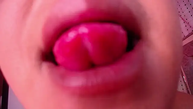 salomecastro_'s Live XXX Chat