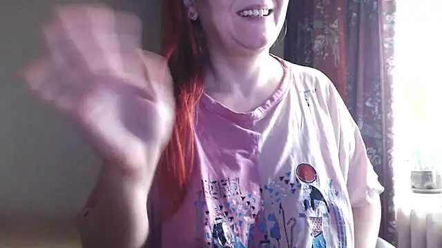 Show de NymphoQueenn na webcam
