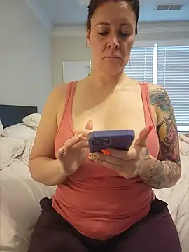 HollyTattoo 网络视讯表演