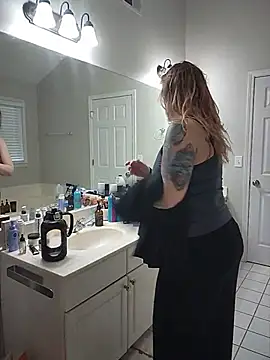HollyTattoo Webcamshow