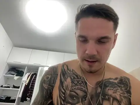 Hot__Tiger Show in webcam