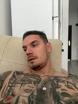 Hot__Tiger Show in webcam