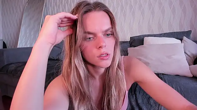 CharliSweet Webcamshow
