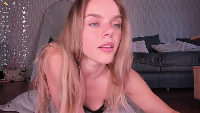 CharliSweet's Live XXX Chat
