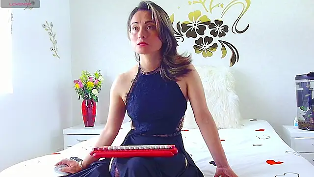 MarcelaFlores Adlı Modelin Canlı XXX Sohbeti