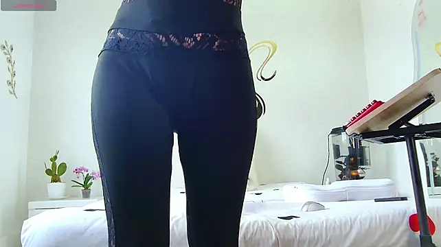Pertunjukan Kamera Web MarcelaFlores