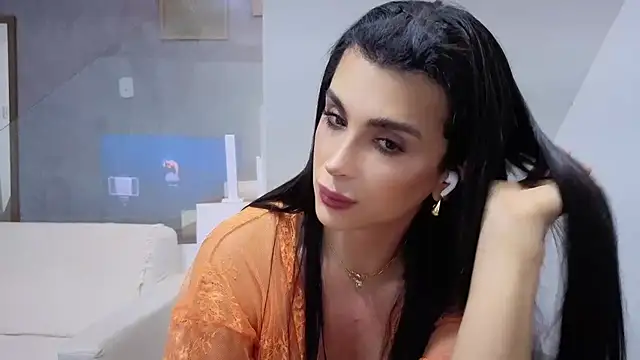thuanealves Adlı Modelin Web Kamerası Şovu