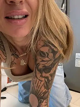 แชท XXX สดของ Etwas_neugierig