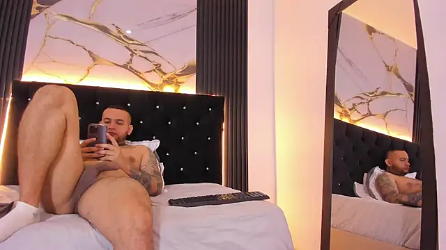 عرض كام Bellahot387