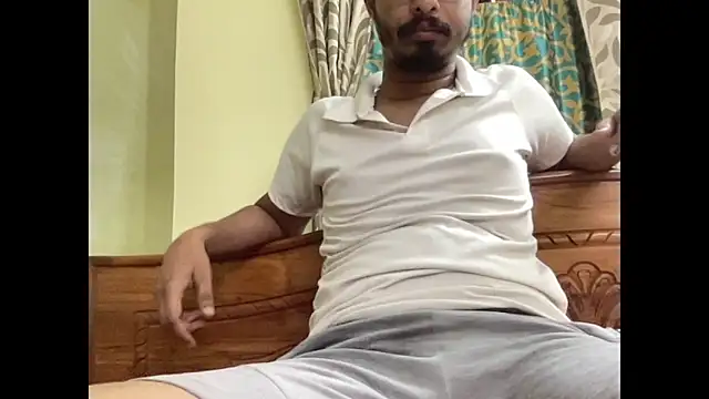 Slave_Aryan Webcam-Show
