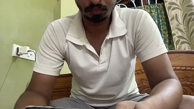 Slave_Aryan Webcam-Show