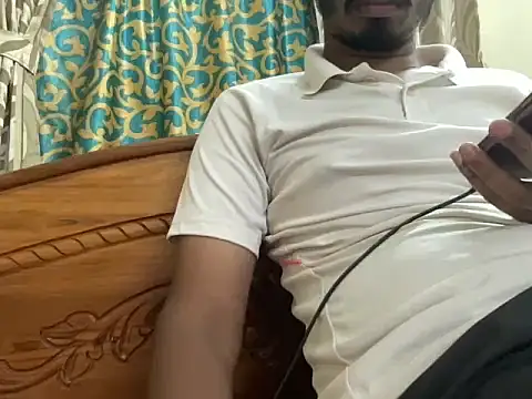 Slave_Aryan Webcam-Show