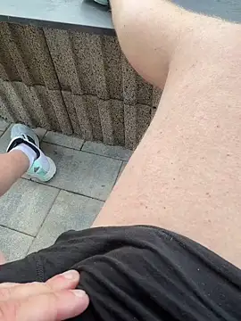 frechsein webcam show